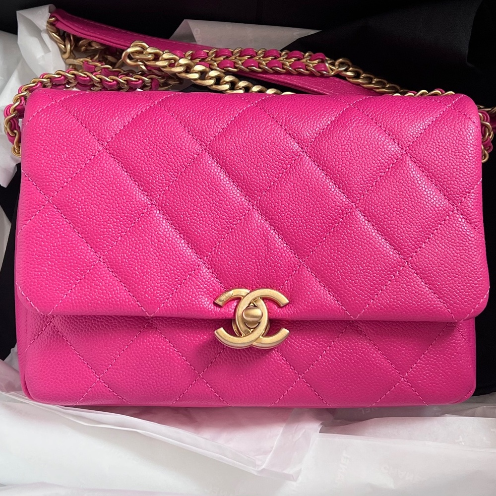 **SOLD** 22P Chanel Candy Pink Caviar SMALL Melody Crossbody Bag Gold Hardware